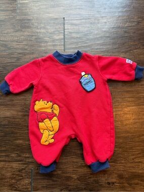 90s vintage Winnie the Pooh Fleece One-Piece baby onesie
